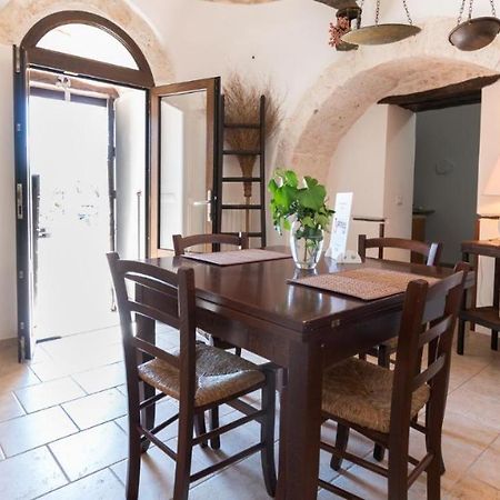 Trulli Domus Petra Villa Alberobello Bagian luar foto