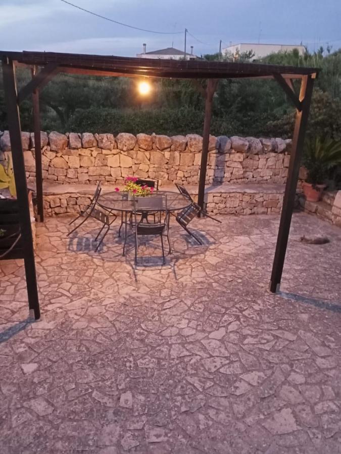 Trulli Domus Petra Villa Alberobello Bagian luar foto