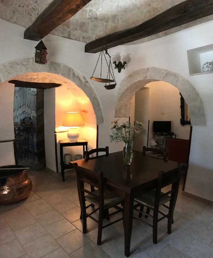 Trulli Domus Petra Villa Alberobello Bagian luar foto